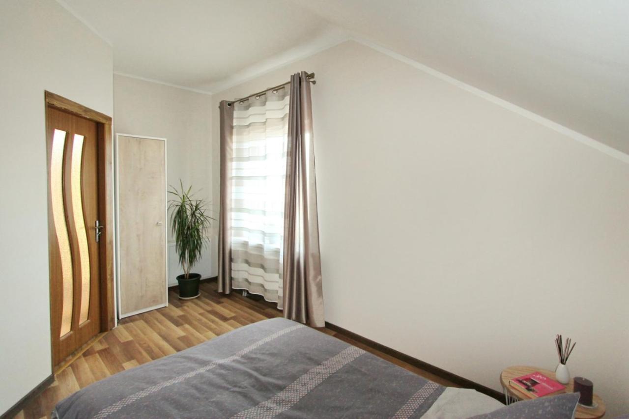 Apartments By The Lake With Fireplace Trakai Exterior photo