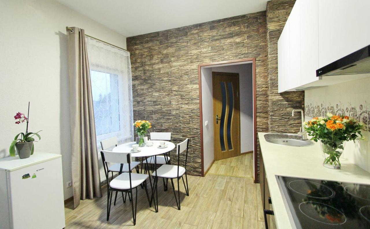 Apartments By The Lake With Fireplace Trakai Exterior photo