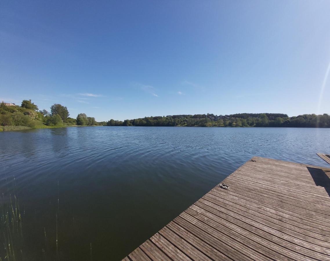 Apartments By The Lake With Fireplace Trakai Exterior photo